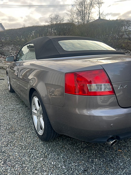 Audi A4 15 of 17