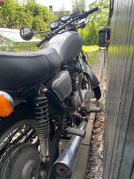 Yamaha 650 4 of 5