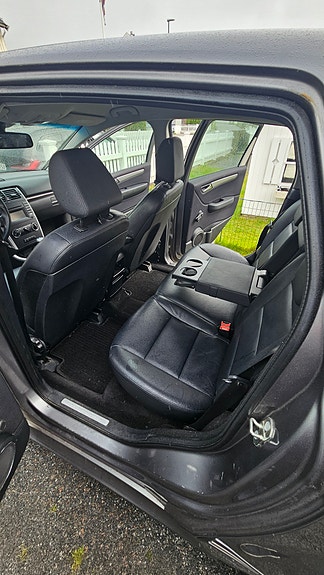 Mercedes-Benz B180 d 15 of 28