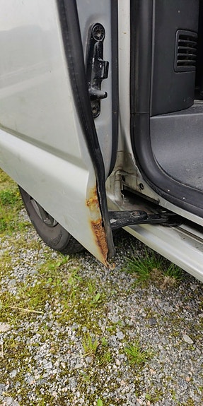 Volkswagen Multivan 5 of 10