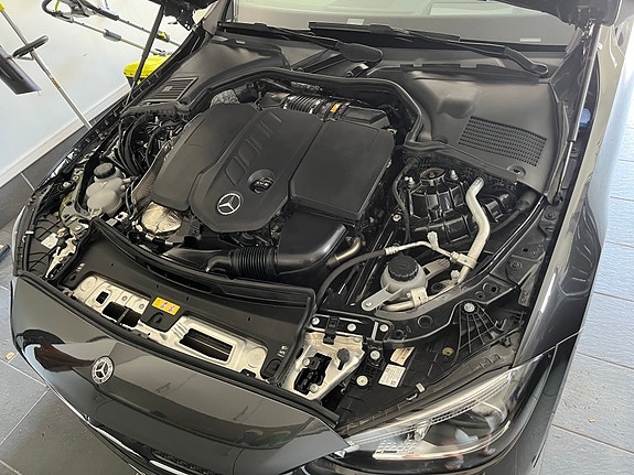 Mercedes-Benz C220 d 18 of 26