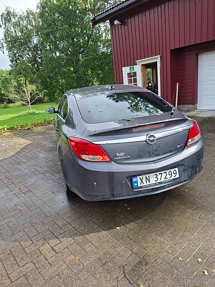 Opel Insignia 3 of 8