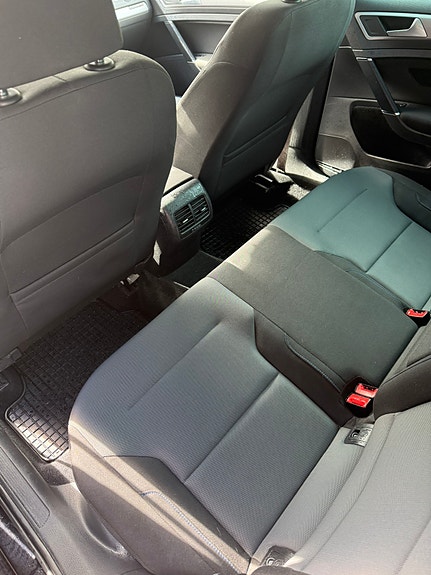 Volkswagen e-Golf VII 15 of 30