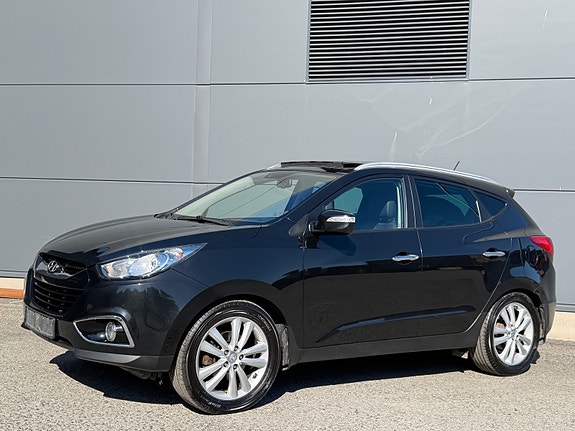 Hyundai ix35 2 of 25