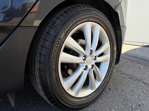 Hyundai ix35 9 of 25