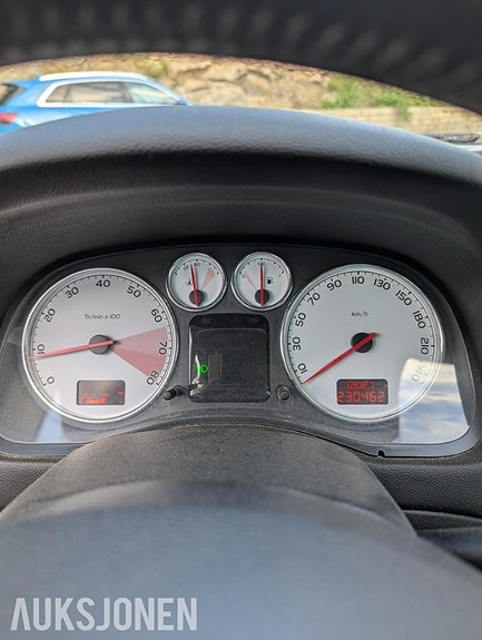 Peugeot 307 CC 7 of 11