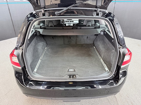 Volvo V70 15 of 30