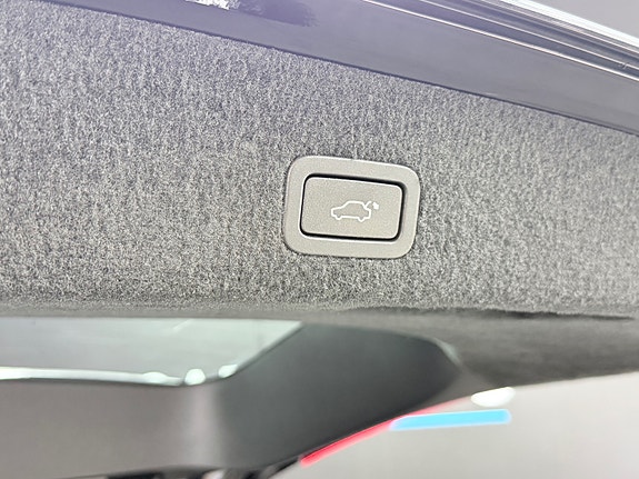Volvo V70 17 of 30