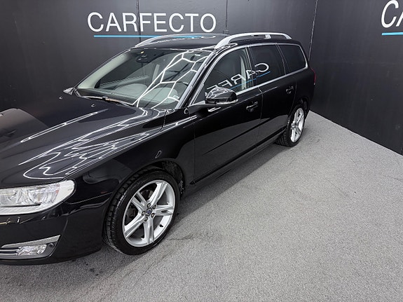 Volvo V70 8 of 30