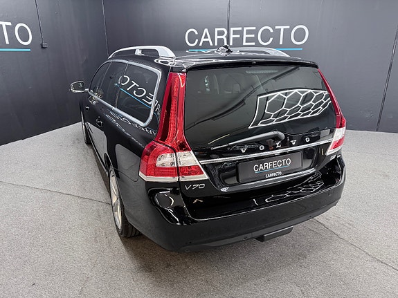 Volvo V70 9 of 30