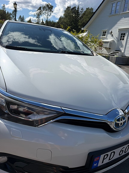 Toyota Auris 21 of 25