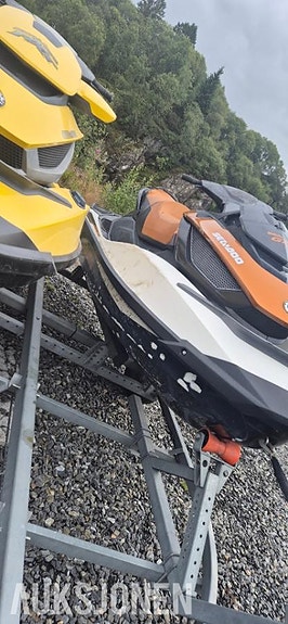 Dobbel vannscooter henger med Seadoo GTX 155 is, RXT 255 IS 3 of 21
