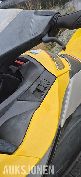 Dobbel vannscooter henger med Seadoo GTX 155 is, RXT 255 IS 15 of 21