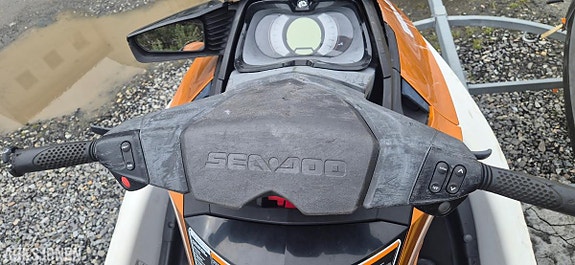 Dobbel vannscooter henger med Seadoo GTX 155 is, RXT 255 IS 19 of 21