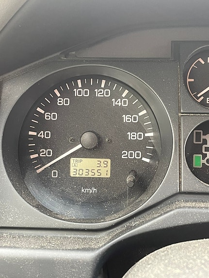 Mitsubishi Pajero 8 of 13