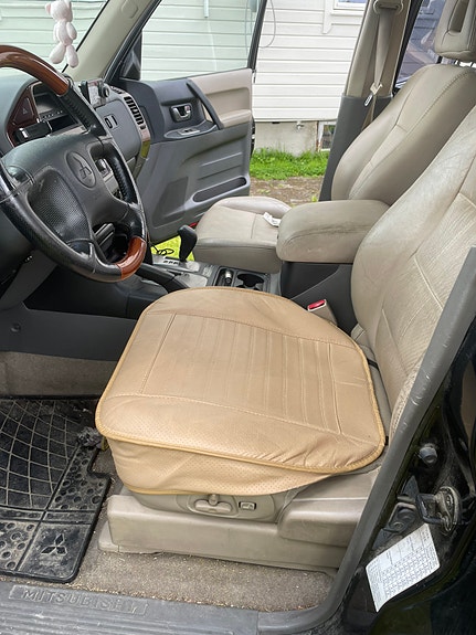 Mitsubishi Pajero 7 of 13
