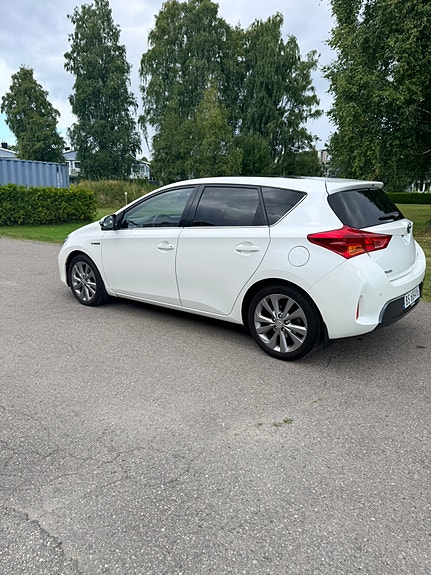 Toyota Auris 4 of 20