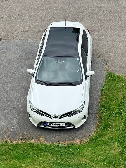 Toyota Auris 5 of 20