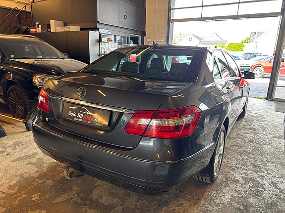 Mercedes-Benz E220 d 5 of 23