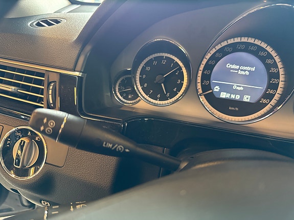 Mercedes-Benz E220 d 20 of 23