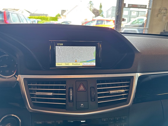 Mercedes-Benz E220 d 21 of 23