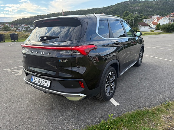 Maxus Euniq 6 6 of 27