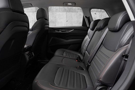 Maxus Euniq 6 14 of 27
