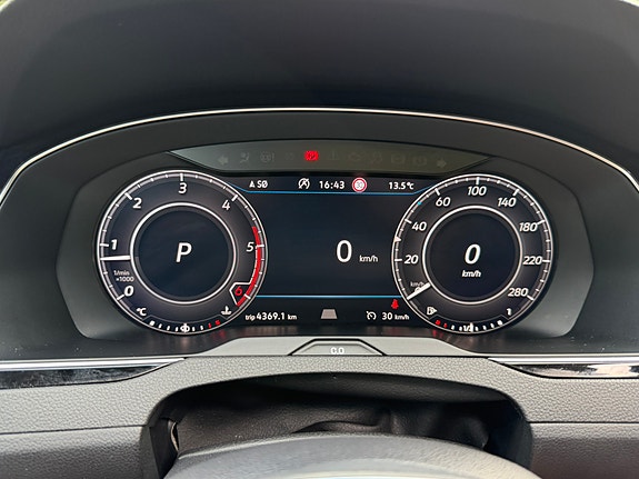 Volkswagen Arteon 8 of 13
