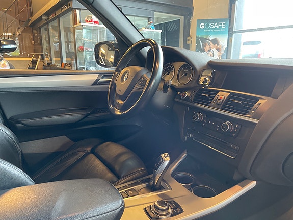 BMW X3 13 of 19