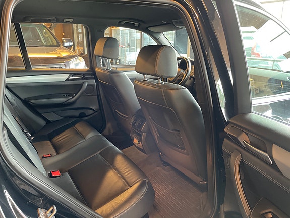 BMW X3 9 of 19