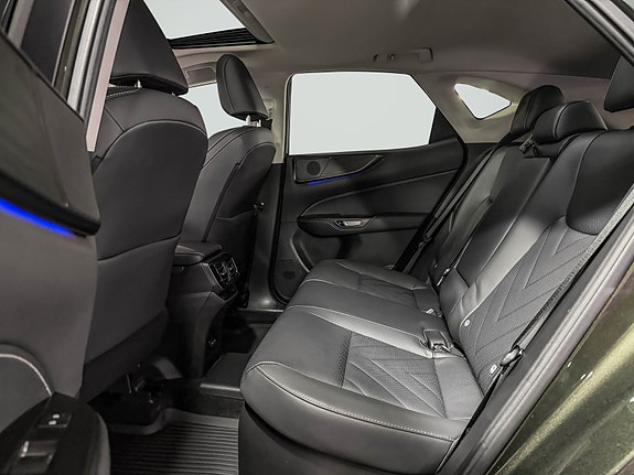 Lexus NX450h 26 of 30