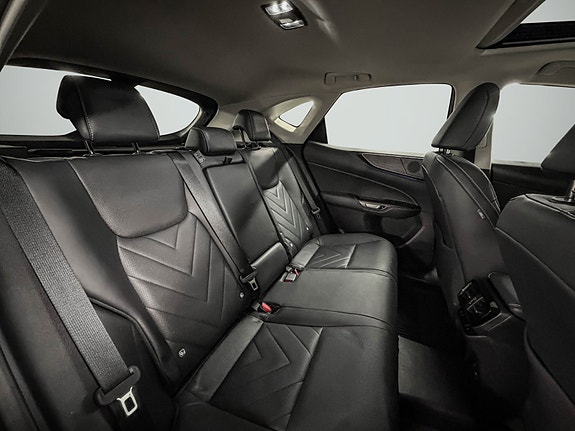 Lexus NX450h 30 of 30