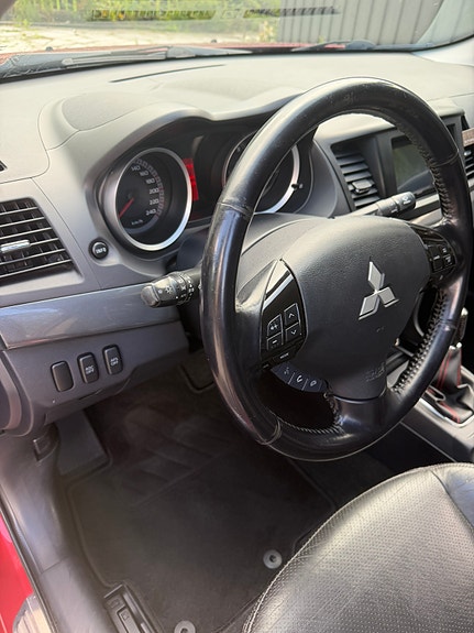 Mitsubishi Lancer 11 of 30