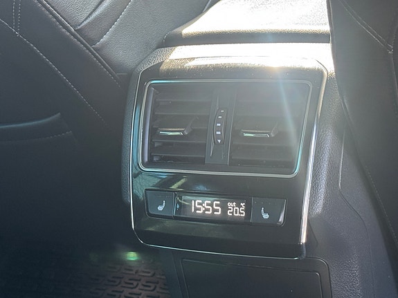 Skoda Superb 12 of 30