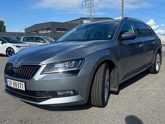 Skoda Superb 5 of 30
