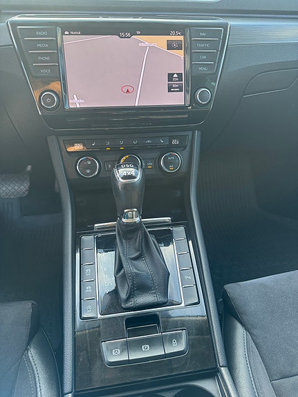 Skoda Superb 25 of 30
