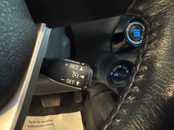 Toyota HiLux 21 of 25