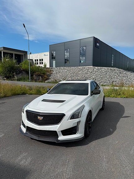 Cadillac CTS V 5 of 30