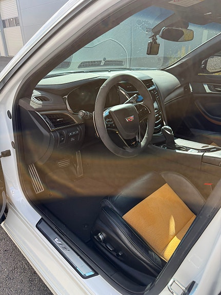 Cadillac CTS V 24 of 30