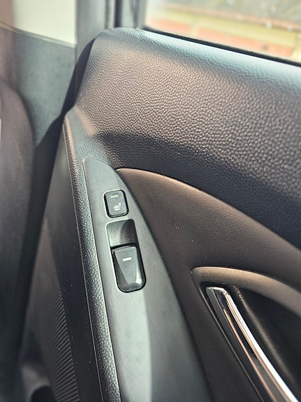 Hyundai ix35 12 of 17