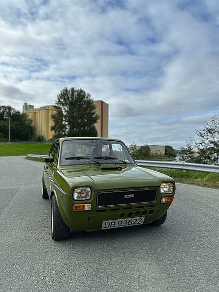 Fiat 127 3 of 23