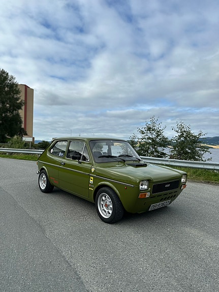 Fiat 127 2 of 23
