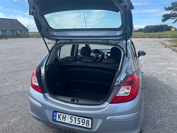 Opel Corsa 9 of 11