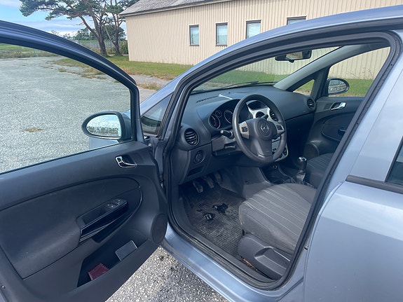 Opel Corsa 7 of 11