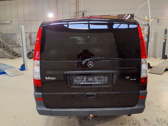 Mercedes-Benz Vito 4 of 12