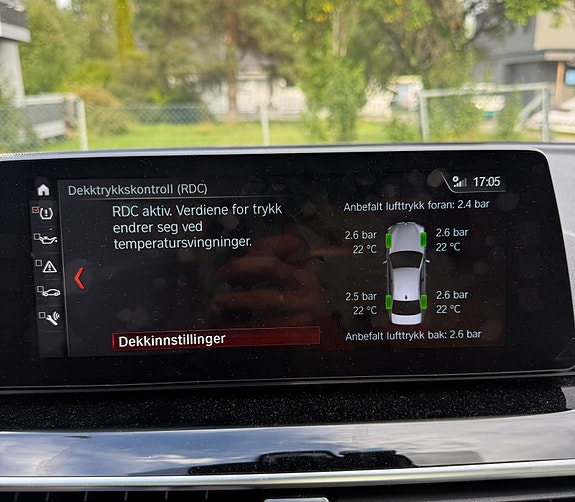 BMW 530e 17 of 21