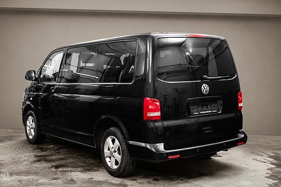 Volkswagen Caravelle 4 of 30