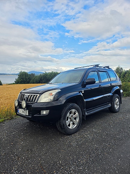 Toyota Land Cruiser 6 of 16