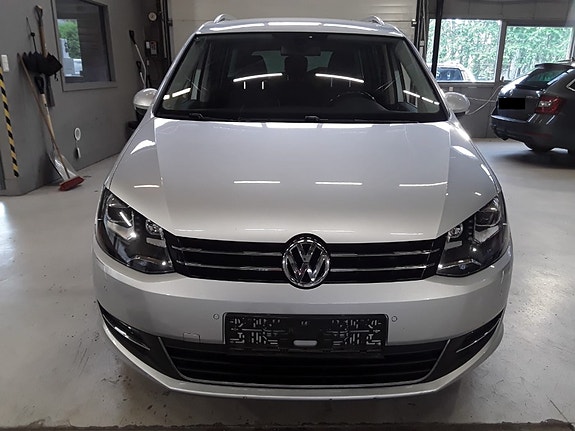 Volkswagen Sharan 7 of 13
