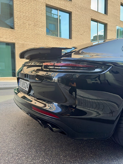 Porsche Panamera 6 of 25
